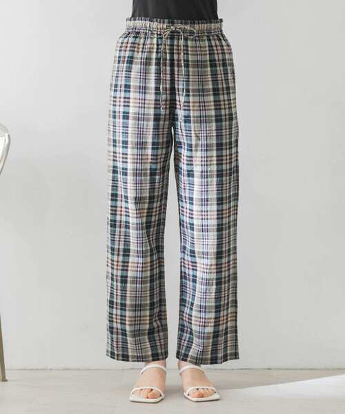 URBAN RESEARCH（アーバンリサーチ）の「マドラスチェックパンツ（その他パンツ・レディース・ネイビー/カーキ・FREE）」の8枚目の写真