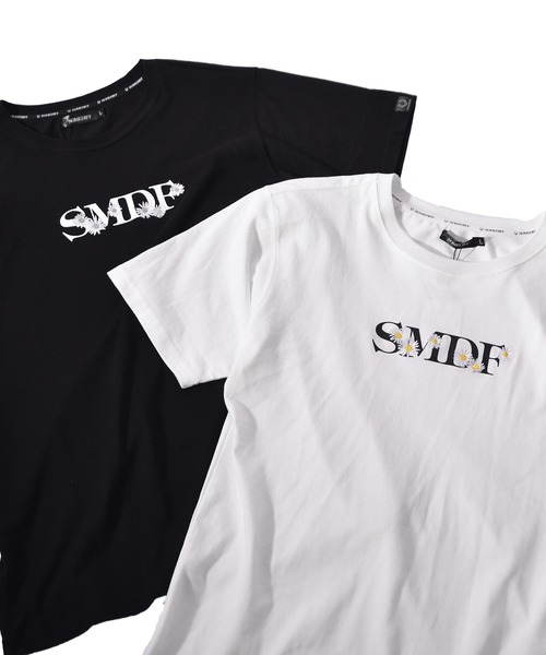 SOMEDIFF(サムディフ)の「【SOMEDIFF】フラワー刺繍ロゴTシャツ 半袖Tシャツ(Tシャツ/カットソー・メンズ・ブラック/ホワイト・L/XXL/M/XL)」の9枚目の写真