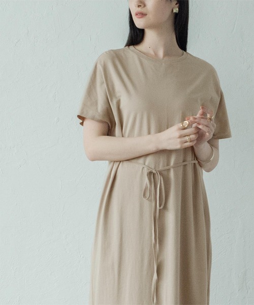 miette(ミエット)の「フレンチスリーブサイドスリットワンピース(ワンピース・レディース・ブラック/サンドベージュ/ブルーグリーン・F)」の18枚目の写真