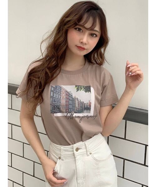 RESEXXY（リゼクシー）の「グラフィックTee（Tシャツ/カットソー・レディース・モカ/ブラック/ホワイト・FREE）」の3枚目の写真