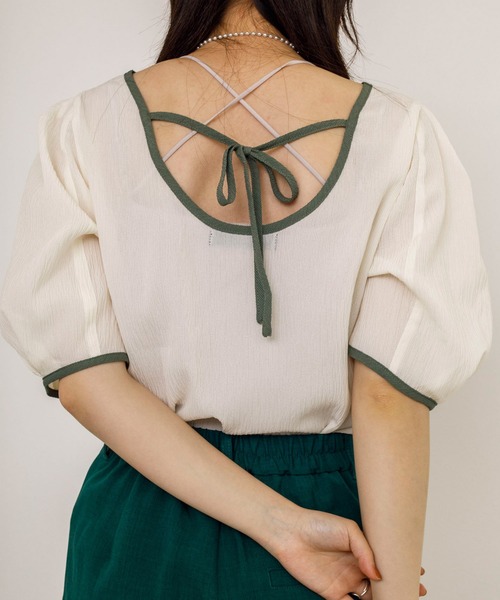 w closet（ダブルクローゼット）の「配色パイピングブラウス（シャツ/ブラウス・レディース・ブラック/オレンジ/アイボリー/スモーキーグリーン系・FREE）」の2枚目の写真