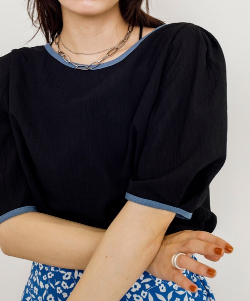 w closet（ダブルクローゼット）の「配色パイピングブラウス（シャツ/ブラウス・レディース・ブラック/オレンジ/アイボリー/スモーキーグリーン系・FREE）」の3枚目の写真