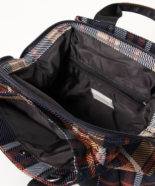 SAC（サック）の「口枠型ポリエステル素材プリントハンドバッグ  Happy&Sac（ハンドバッグ・レディース・ホワイト系その他/ネイビー/ワイン/レオパード・FREE）」の17枚目の写真