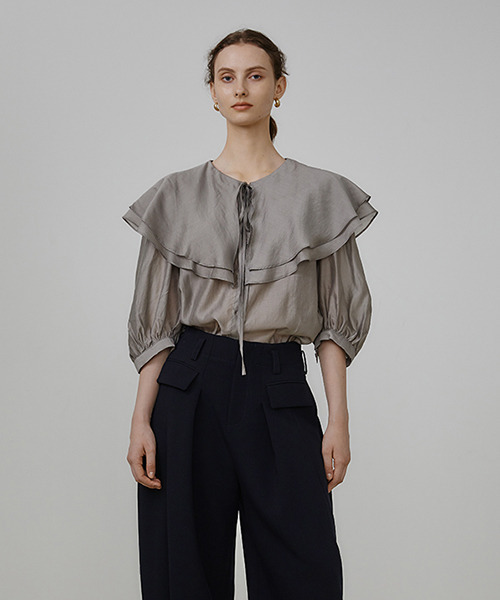UNSPOKEN(アンスポクン)の「【UNSPOKEN】Double flare collar blouse UQ21S058(シャツ/ブラウス・レディース・ライトグレー・S/M)」の7枚目の写真