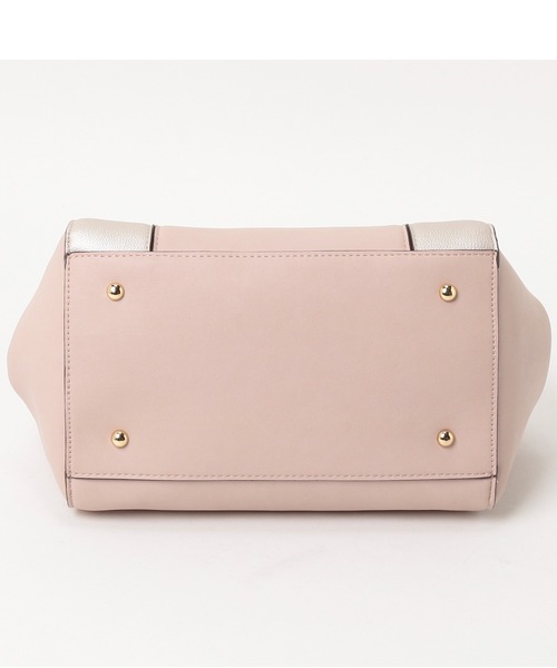 LITTLE ACCESSORIES（リトルアクセサリーズ）の「上品な配色のがま口トートバッグ（トートバッグ・レディース・ブラック/グレイッシュベージュ/ピンク・フリー）」の12枚目の写真