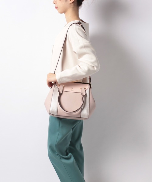 LITTLE ACCESSORIES（リトルアクセサリーズ）の「上品な配色のがま口トートバッグ（トートバッグ・レディース・ブラック/グレイッシュベージュ/ピンク・フリー）」の9枚目の写真