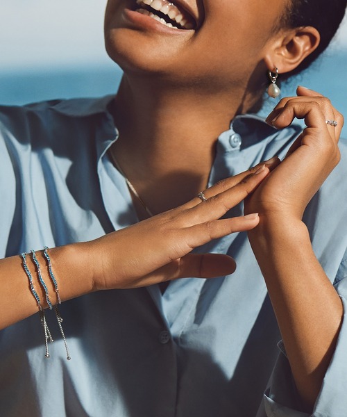 PANDORA（パンドラ）の「ブルー ウェービー スライダー ブレスレット 