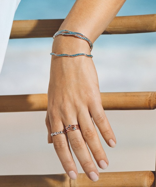 PANDORA（パンドラ）の「ブルー ウェービー スライダー ブレスレット 