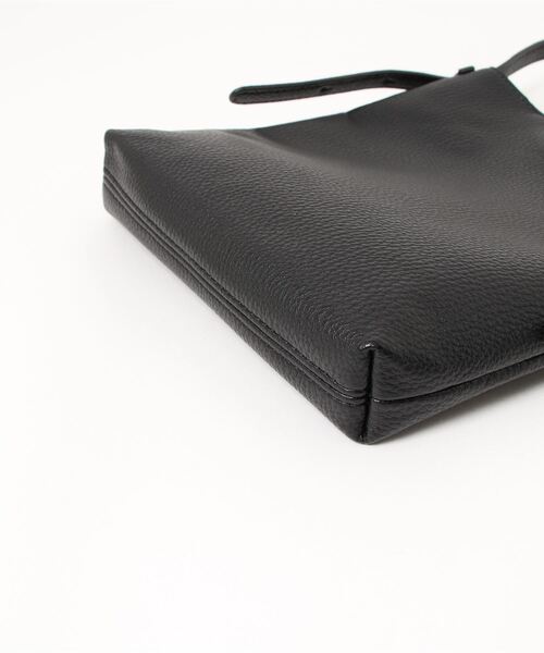 RiNc (リンク)の「【 Pisoraro / ピソラロ 】 ビッグリング フラット ポシェット(ショルダーバッグ・レディース・ブラック/シルバー/グレイッシュベージュ/パイソン・FREE)」の10枚目の写真