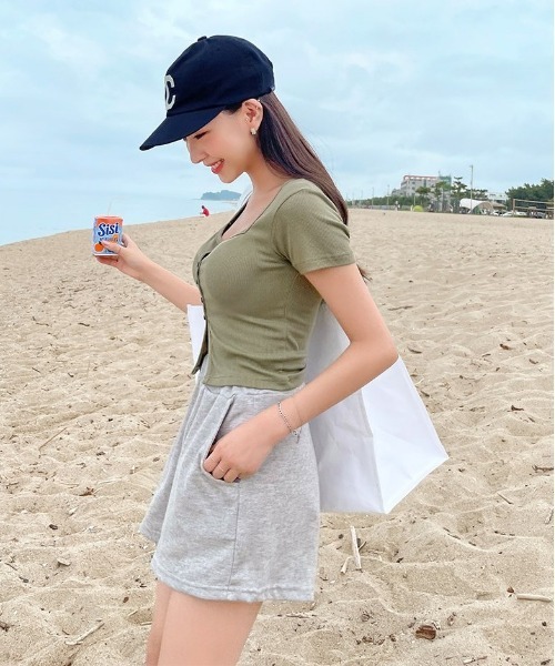 chuu（チュー）の「CHUU トレーニングショートパンツ（スウェットパンツ・レディース・ホワイト/グレー/ブラウン/カーキ/ブルー/パープル・FREE）」の17枚目の写真