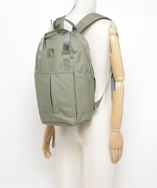 INUK(イヌーク)の「【INUK】KOOTNEY RP(バックパック/リュック・レディース・オレンジ/セージグリーン/ブラック・ONE SIZE)」の4枚目の写真