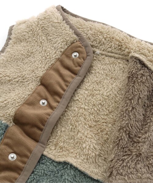 BREEZE（ブリーズ）の「WEB限定　ファーフリースベスト（ベスト・キッズ・レインボー/チャコール/アイボリー/ピンク/ブルー・150/120/130/100/90/140/110）」の16枚目の写真