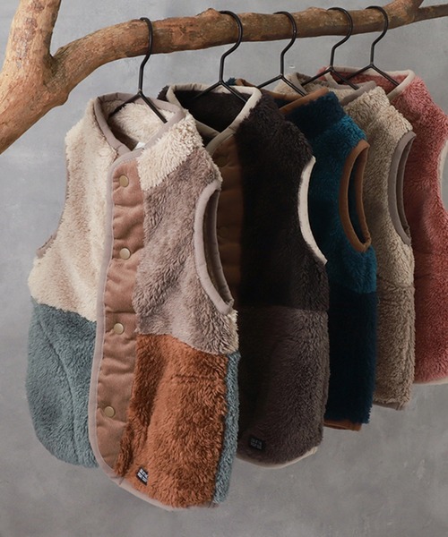 BREEZE（ブリーズ）の「WEB限定　ファーフリースベスト（ベスト・キッズ・レインボー/チャコール/アイボリー/ピンク/ブルー・150/120/130/100/90/140/110）」の5枚目の写真