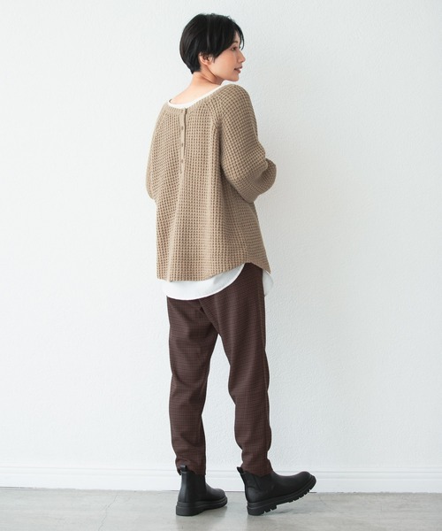 LEPSIM（レプシィム）の「5ゲージ前後着ニットプルオーバー　229722（ニット/セーター・レディース・ベージュ/ネイビー/サーモンピンク・FREE）」の20枚目の写真