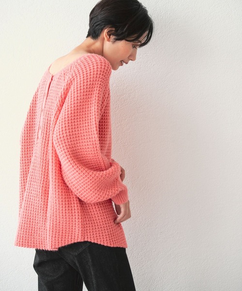 LEPSIM（レプシィム）の「5ゲージ前後着ニットプルオーバー　229722（ニット/セーター・レディース・ベージュ/ネイビー/サーモンピンク・FREE）」の18枚目の写真