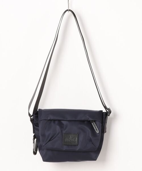 Manhattan Portage BLACK LABEL（マンハッタンポーテージ　ブラックレーベル）の「IRVING MESSENGER BAG（メッセンジャーバッグ・メンズ・オリーブ/ブラック/ダークネイビー・X-SMALL）」の19枚目の写真