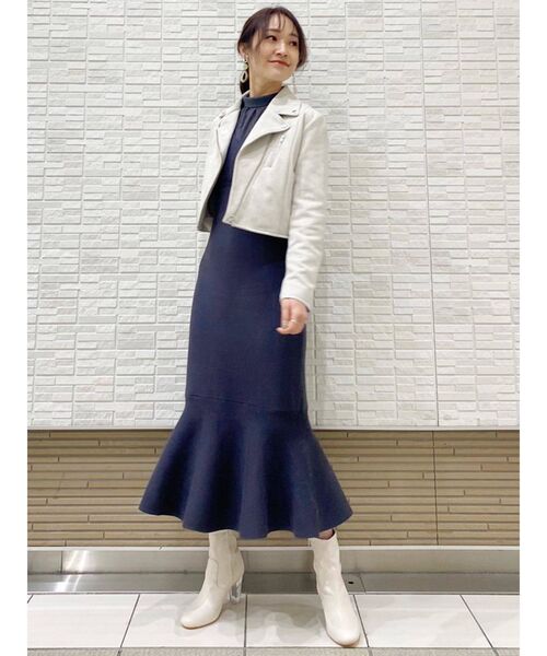 MERCURYDUO（マーキュリーデュオ）の「コンパクトフェイクスエードライダースジャケット（テーラードジャケット・レディース・アイボリー/ライトグレー・FREE）」の13枚目の写真