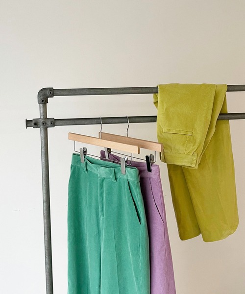 CANAL JEAN(キャナルジーン)の「RED CHOP WORKS(レッドチョップワークス) コーデュロイワイドパンツ(その他パンツ・レディース・イエロー/グリーン/ラベンダー・38/36)」の4枚目の写真