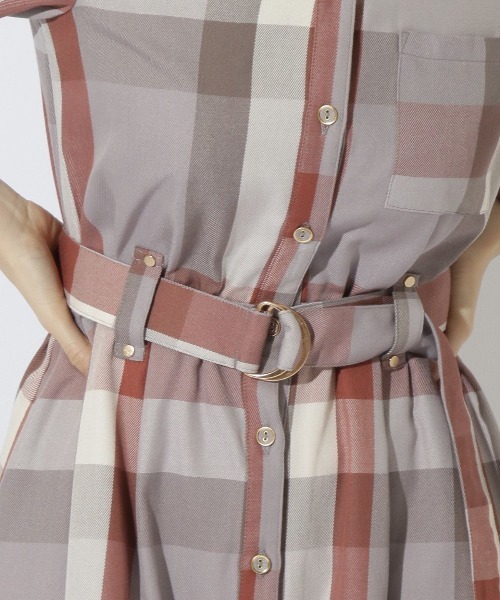 REDYAZEL(レディアゼル)の「レトロチェックワンピース(ワンピース・レディース・ベージュ/ネイビー/グリーン・SMALL/MEDIUM)」の10枚目の写真