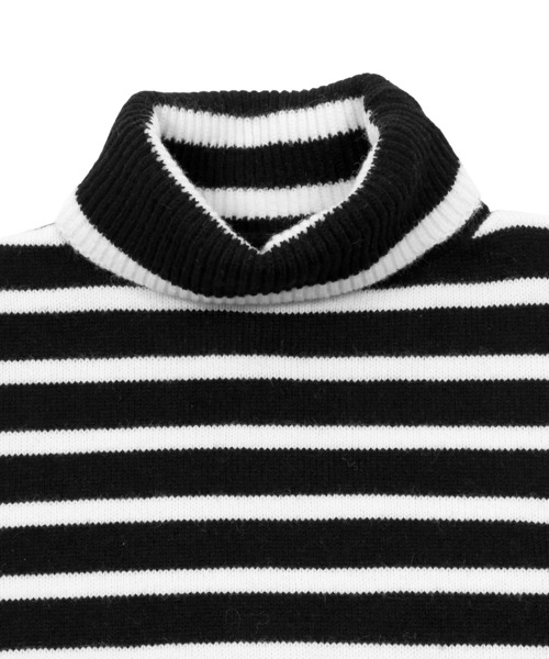 Figments（フィグメンツ）の「マリンボーダータートルニット（ニット/セーター・レディース・ホワイト/ブラック・FREE）」の4枚目の写真