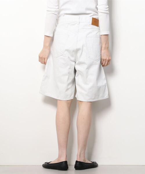 HARVESTY(ハーベスティ)の「HARVESTY/ハーベスティー FLARE SHORT PANTS SNOW DENIMフレアショーツスノーデニム(デニムパンツ・メンズ・オフホワイト・1/2/0)」の3枚目の写真