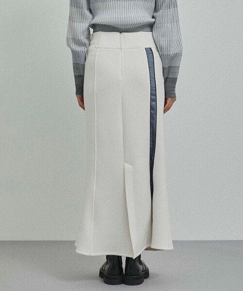 CITY TOKYO（シティトウキョウ）の「アシメラインマーメイドスカート（スカート・レディース・オフホワイト/ブラック・1/2）」の13枚目の写真