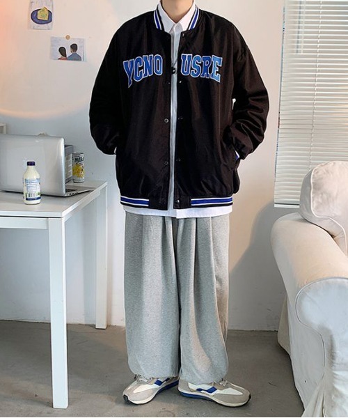 NEW GENTLEMAN（ニュージェントルマン）の「カレッジロゴ ビッグシルエット スタジャン（スタジャン・メンズ・ブラック/アイボリー・M/L）」の8枚目の写真