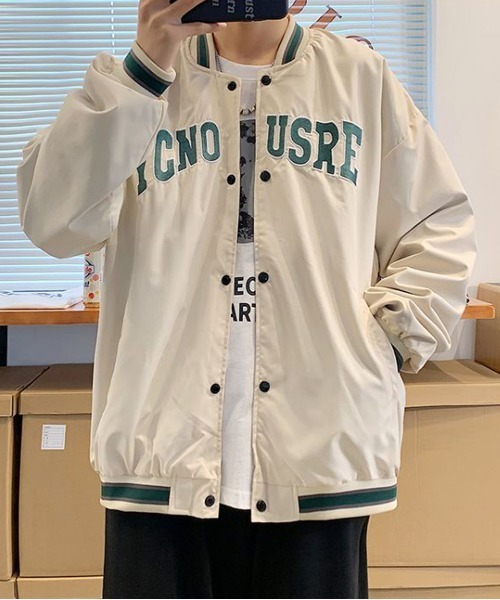 NEW GENTLEMAN（ニュージェントルマン）の「カレッジロゴ ビッグシルエット スタジャン（スタジャン・メンズ・ブラック/アイボリー・M/L）」の13枚目の写真