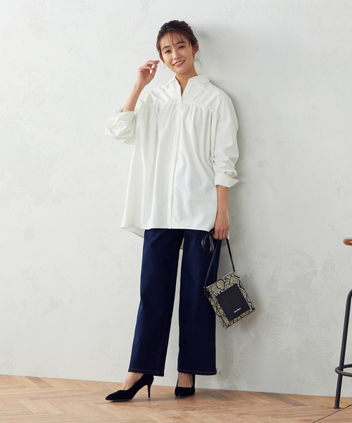 COMME CA ISM(コムサイズム)の「フリルシャツ(シャツ/ブラウス・レディース・ホワイト/ベージュ/サックスブルー・MEDIUM/LARGE)」の9枚目の写真