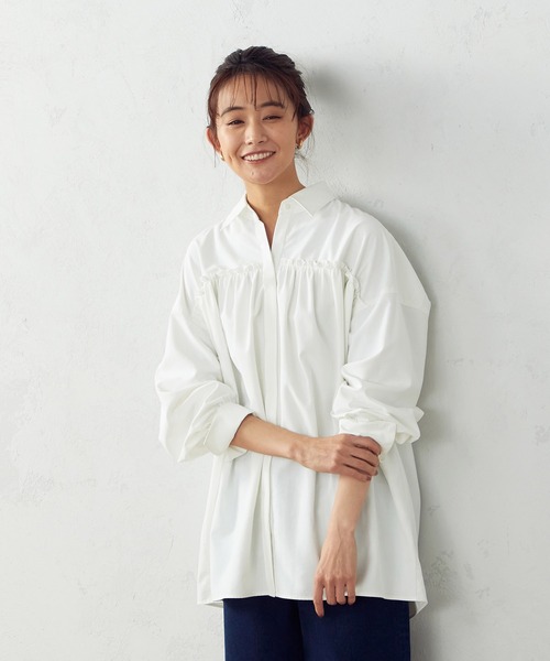 COMME CA ISM(コムサイズム)の「フリルシャツ(シャツ/ブラウス・レディース・ホワイト/ベージュ/サックスブルー・MEDIUM/LARGE)」の10枚目の写真