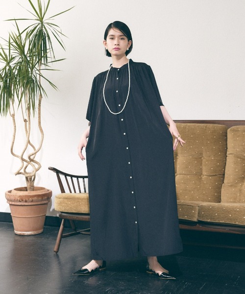 manana suerte（マニャーナスエルテ）の「バンドカラーギャザーワンピース（ワンピース・レディース・ブラック/グレー/グリーン・FREE）」の12枚目の写真