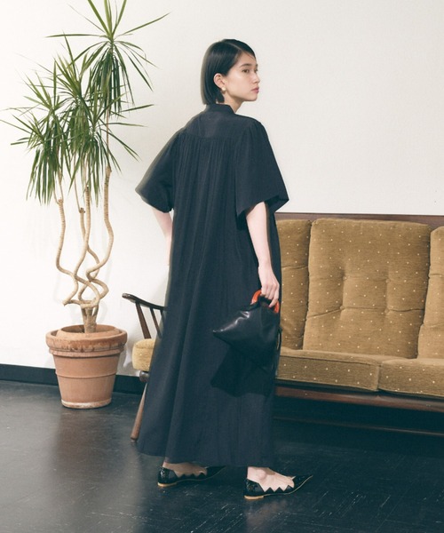 manana suerte（マニャーナスエルテ）の「バンドカラーギャザーワンピース（ワンピース・レディース・ブラック/グレー/グリーン・FREE）」の15枚目の写真