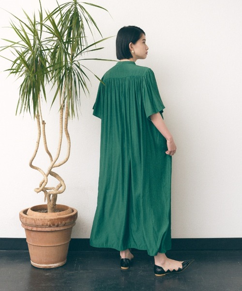 manana suerte（マニャーナスエルテ）の「バンドカラーギャザー
