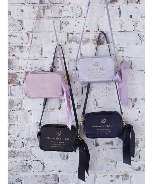 Maison de FLEUR（メゾンドフルール）の「サテンリボンショルダー