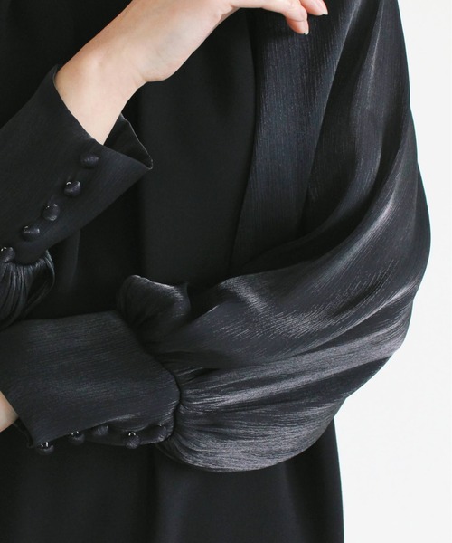 kaene（カエン）の「ネックタックデザインドレス（ドレス・レディース・ブラック/ベージュ・38/36/34）」の11枚目の写真