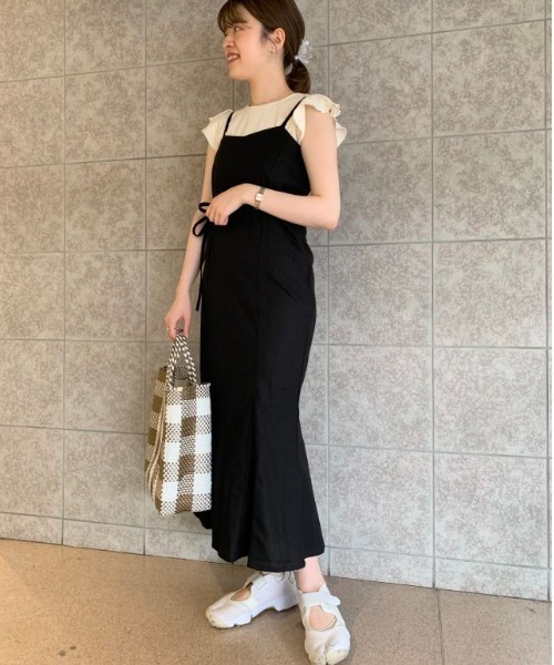 flower（フラワー）の「バケーションキャミワンピース（ワンピース・レディース・グレー/ベージュ/ブラック・FREE）」の6枚目の写真