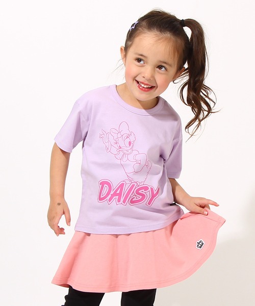 Disney(ディズニー)の「通販限定 ディズニー 990 Tシャツ 6466K(Tシャツ/カットソー・キッズ・オレンジ/ライトイエロー/スカイブルー系1/バイオレット/ライム/ネイビー/ブルー/ターコイズブルー/ベビーピンク/ベージュ/チェリーピンク/サンドベージュ/パープル/イエロー×グリーン/イエロー/ブラック系1/インディゴブルー/ブラック・120cm/90cm/130cm/100cm/110cm/140cm)」の11枚目の写真