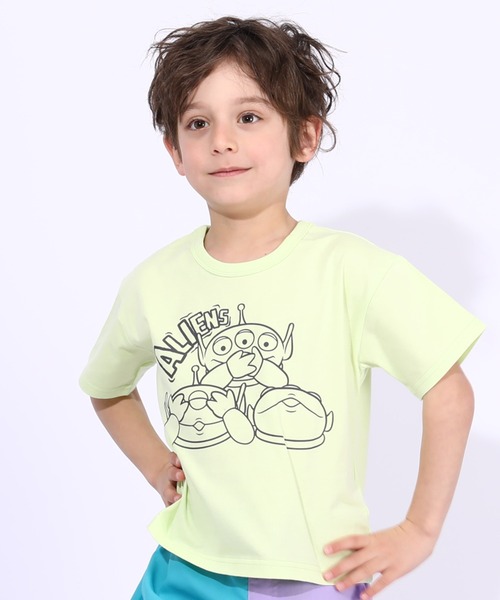 Disney(ディズニー)の「通販限定 ディズニー 990 Tシャツ 6466K(Tシャツ/カットソー・キッズ・オレンジ/ライトイエロー/スカイブルー系1/バイオレット/ライム/ネイビー/ブルー/ターコイズブルー/ベビーピンク/ベージュ/チェリーピンク/サンドベージュ/パープル/イエロー×グリーン/イエロー/ブラック系1/インディゴブルー/ブラック・120cm/90cm/130cm/100cm/110cm/140cm)」の6枚目の写真