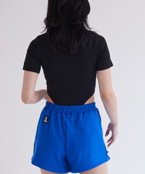 FIG&VIPER（フィグアンドバイパー）の「ハーフZIP半袖ハイレグボディスーツ（その他トップス・レディース・ホワイト/ブラック/ライトパープル・FREE）」の7枚目の写真