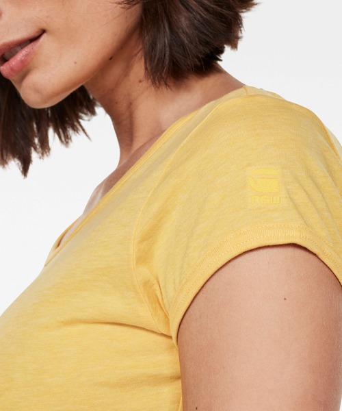 G-STAR(ジースター)の「CORE EYBEN SLIM TOP/ワンポイントロゴ(Tシャツ/カットソー・レディース・イエロー・X-SMALL/MEDIUM/SMALL)」の4枚目の写真