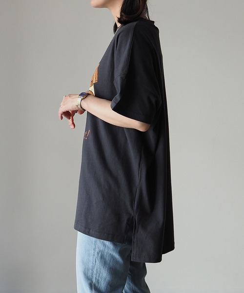 Riberry(リベリー)の「SMART BAR コットンプリントTシャツ/前後差ビッグTシャツ(Tシャツ/カットソー・レディース・スミクロ/ラベンダー/オフホワイト/グリーン/ブルー・FREE)」の10枚目の写真