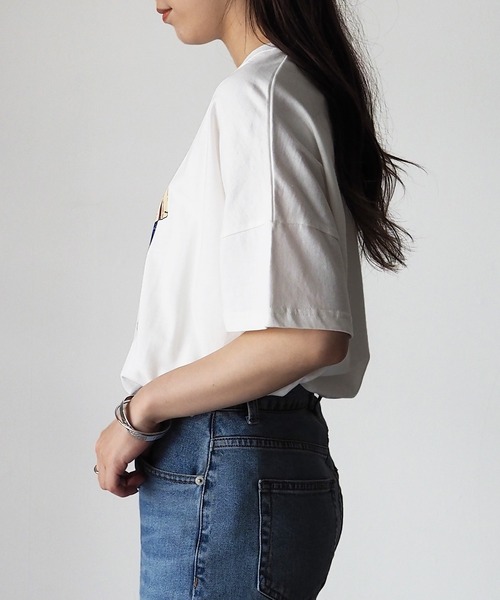 Riberry(リベリー)の「SMART BAR コットンプリントTシャツ/前後差ビッグTシャツ(Tシャツ/カットソー・レディース・スミクロ/ラベンダー/オフホワイト/グリーン/ブルー・FREE)」の15枚目の写真
