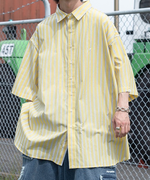 Perushu（ペルーシュ）の「ビッグシルエットワンポイントシャツ（シャツ/ブラウス・メンズ・オフホワイト/ピンク/イエロー/ブルー・MEDIUM/LARGE）」の3枚目の写真