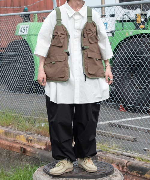 Perushu（ペルーシュ）の「ビッグシルエットワンポイントシャツ（シャツ/ブラウス・メンズ・オフホワイト/ピンク/イエロー/ブルー・MEDIUM/LARGE）」の6枚目の写真