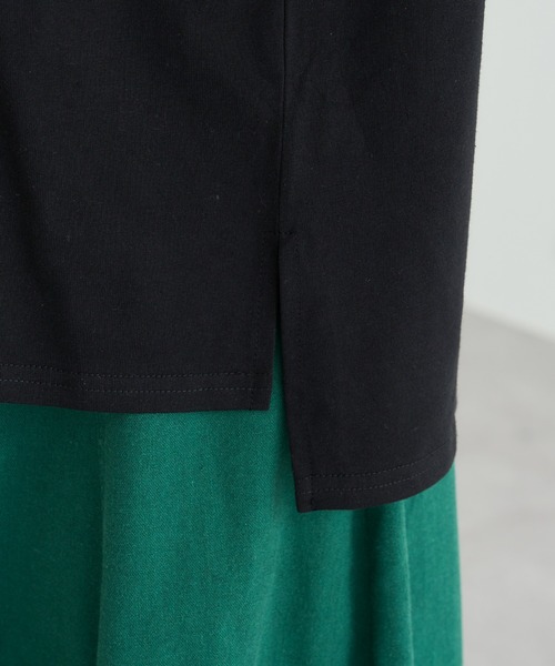 natural couture（ナチュラルクチュール）の「1着は持っていたい旬アイテム ちょいゆる刺繍ロゴＴ（Tシャツ/カットソー・レディース・グレー/オフホワイト/サックスブルー/ブラック/ピンク・FREE）」の13枚目の写真