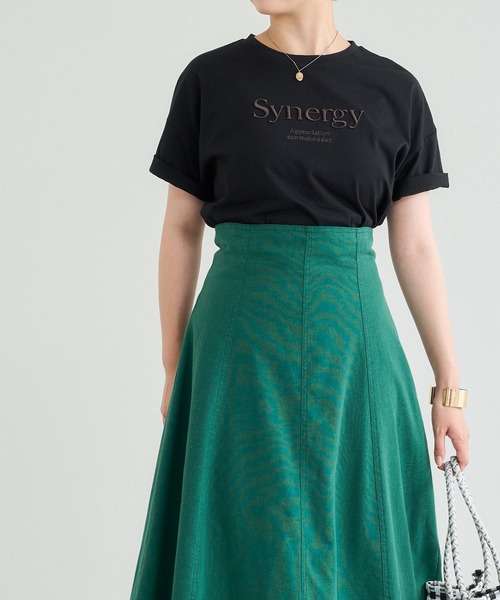 natural couture（ナチュラルクチュール）の「1着は持っていたい旬アイテム ちょいゆる刺繍ロゴＴ（Tシャツ/カットソー・レディース・グレー/オフホワイト/サックスブルー/ブラック/ピンク・FREE）」の19枚目の写真