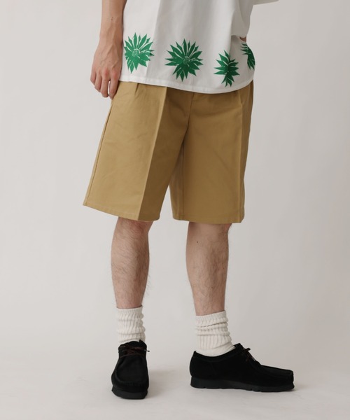 BROKEN BASE（ブロークンベース）の「ワイドグルカショーツ（その他パンツ・メンズ・ベージュ/オフホワイト・MEDIUM/LARGE）」の2枚目の写真