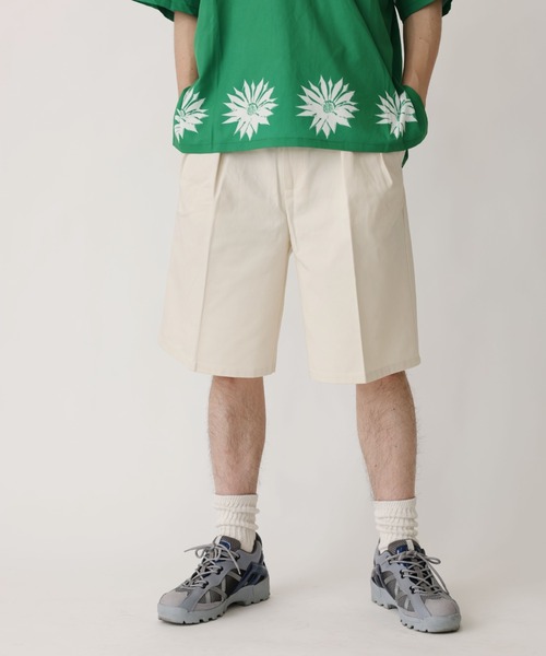 BROKEN BASE（ブロークンベース）の「ワイドグルカショーツ（その他パンツ・メンズ・ベージュ/オフホワイト・MEDIUM/LARGE）」の4枚目の写真