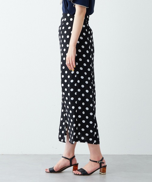 natural couture（ナチュラルクチュール）の「シルエットにもこだわった コインドットスリットスカート（スカート・レディース・ブラック/グリーン/ピンク・FREE）」の21枚目の写真