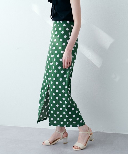 natural couture（ナチュラルクチュール）の「シルエットにもこだわった コインドットスリットスカート（スカート・レディース・ブラック/グリーン/ピンク・FREE）」の10枚目の写真